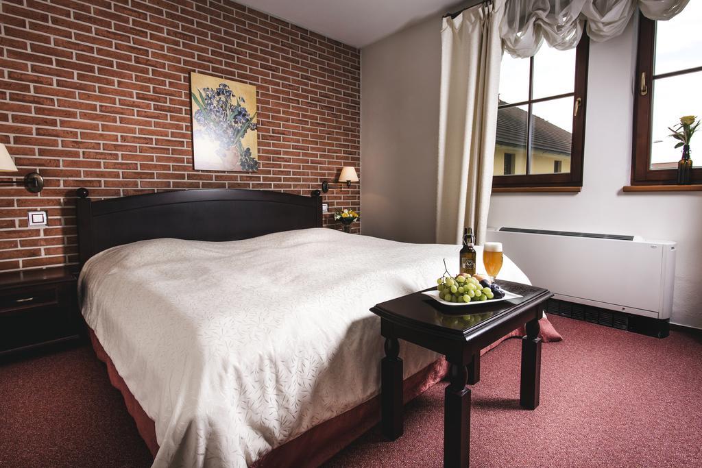 Hotel Purkmistr Plzen Ngoại thất bức ảnh